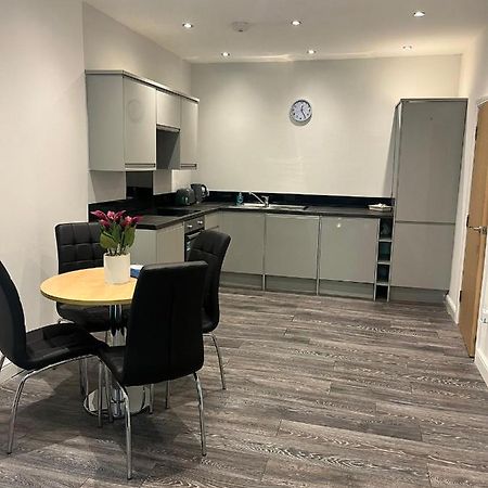 Contemporary Apartment Great Location With Private Car Park Keighley Zewnętrze zdjęcie