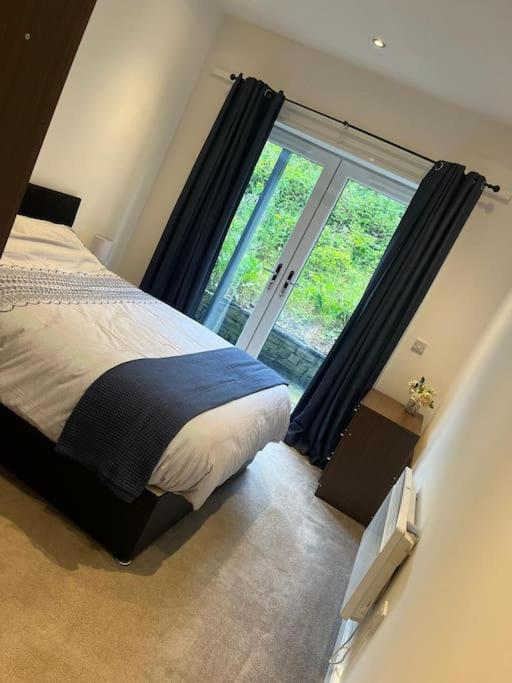 Contemporary Apartment Great Location With Private Car Park Keighley Zewnętrze zdjęcie